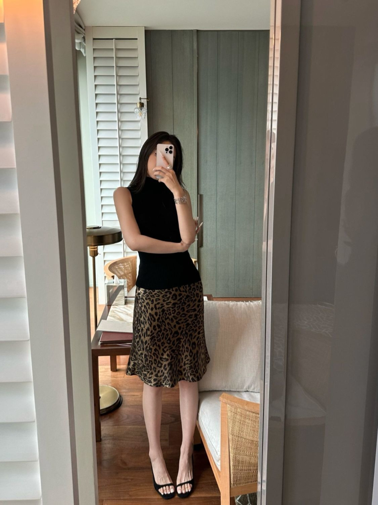 ヴィンテージ風金箔ヒョウ柄Aラインハイウエストスカート レデ - Women'S Fashion Gilded Age のレビューと価格