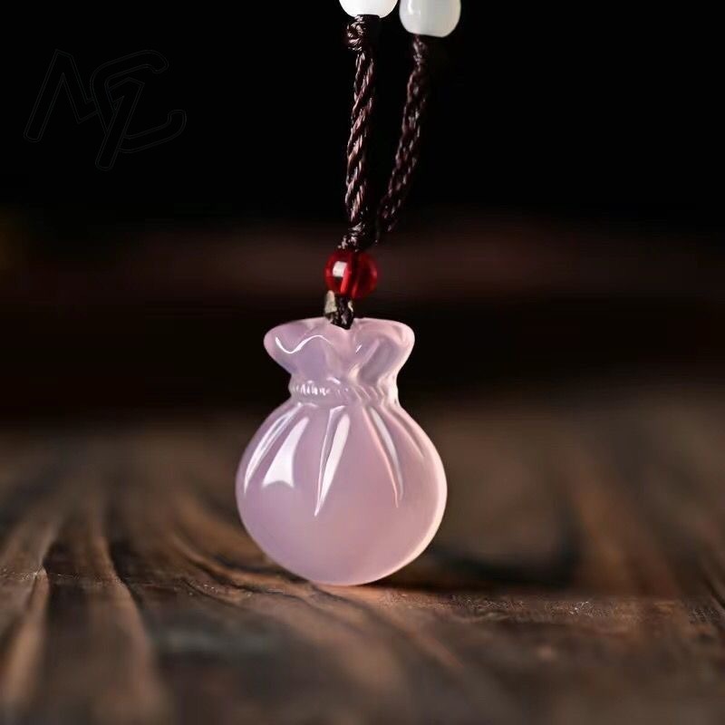 天然瑪瑙祝福バッグペンダントネックレスチャームジュエリーファ - Women Fashion Jewellery のレビューと価格