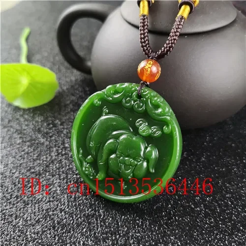 ナチュラルグリーン中国豚彫刻翡翠ペンダントネックレスチャーム - Women Fashion Jewellery のレビューと価格