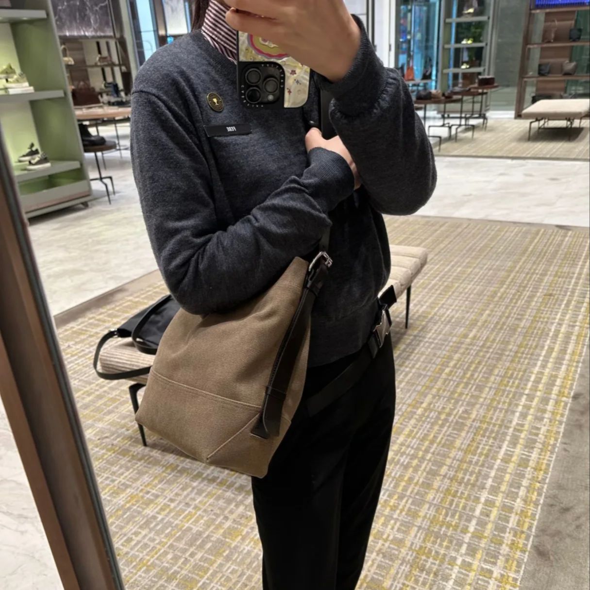 キャンバストートバッグ、大容量通勤バッグ、リラックスしたアン - Canvas Tote Bag のレビューと価格