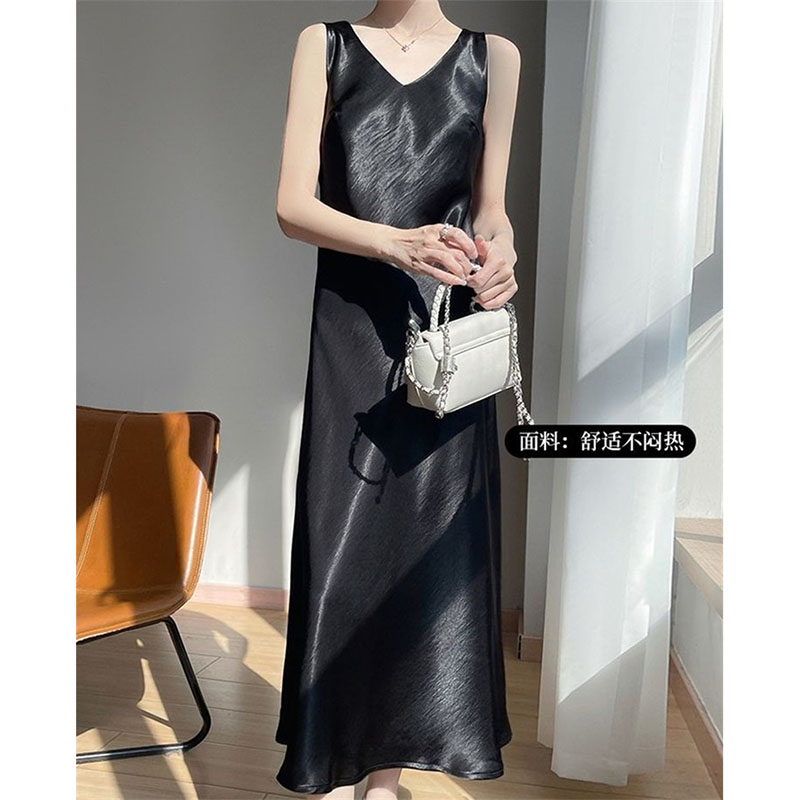 女性用高級金箔サテンロングドレス レディースVネック幅広バン - Women'S Fashion Gilded Age のレビューと価格