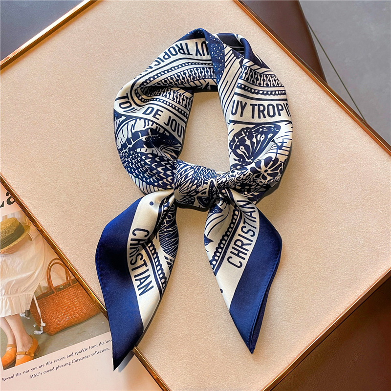 レター印刷シルクサテンハンカチ女性の高級デザインネクタイスカ - Women Fashion Necktie のレビューと価格