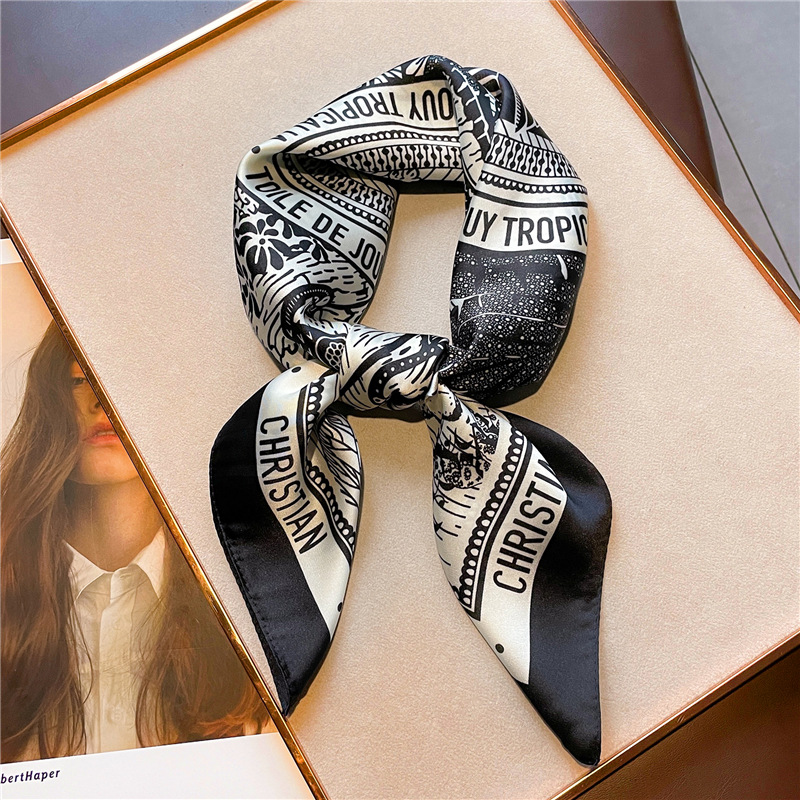 レター印刷シルクサテンハンカチ女性の高級デザインネクタイスカ - Women Fashion Necktie のレビューと価格