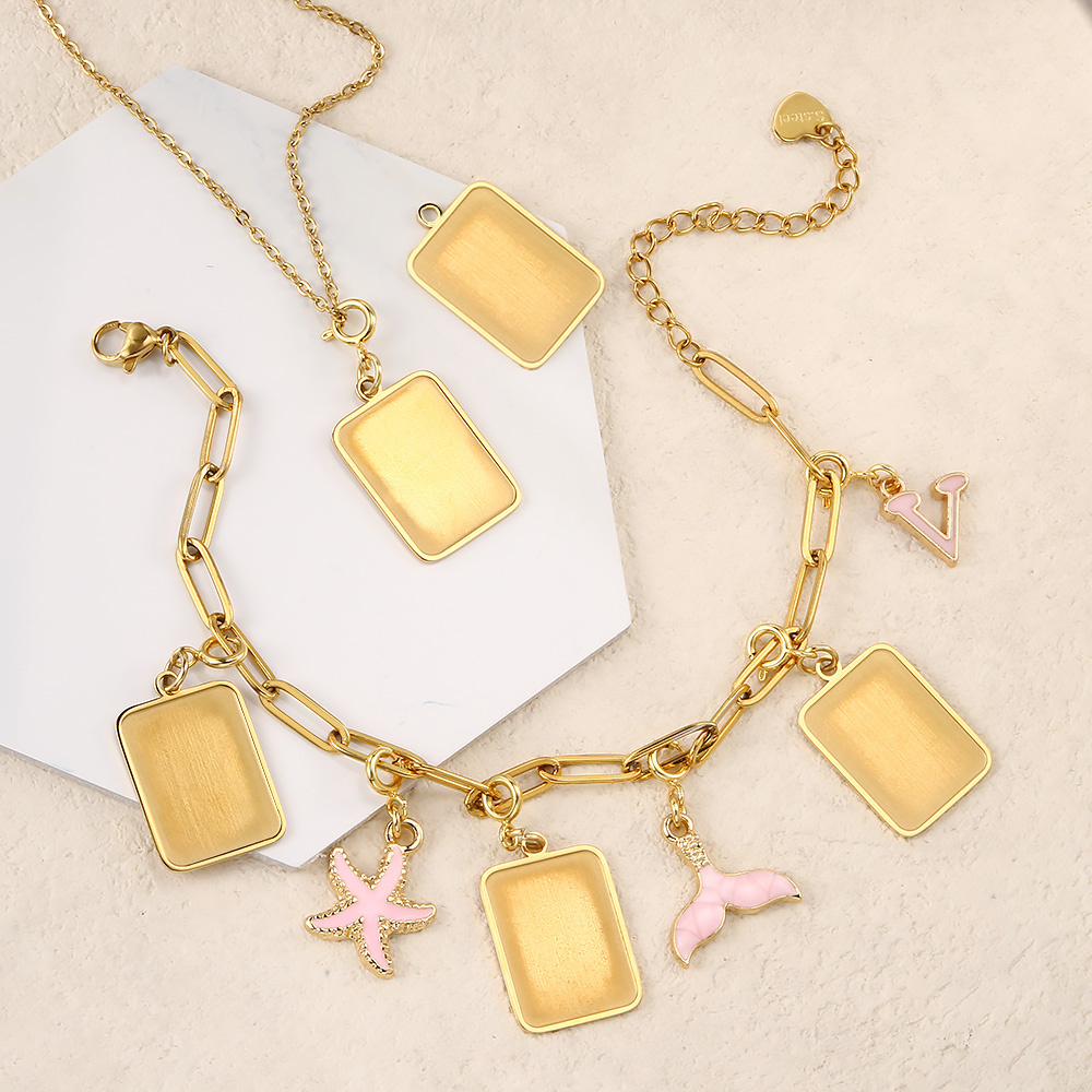 カスタマイズされた写真レターフラグペンダントネックレス女性男 - Women Fashion Jewellery のレビューと価格