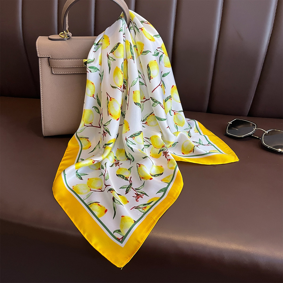 2025 新イエローレモンプリント正方形シルクスカーフ女性の - Women Fashion Necktie のレビューと価格