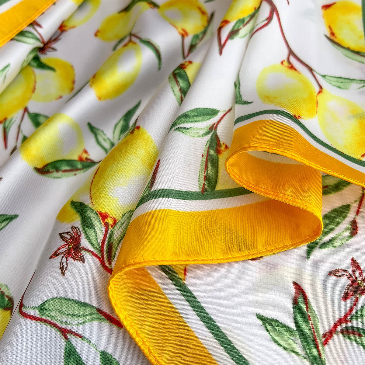 2025 新イエローレモンプリント正方形シルクスカーフ女性の - Women Fashion Necktie のレビューと価格