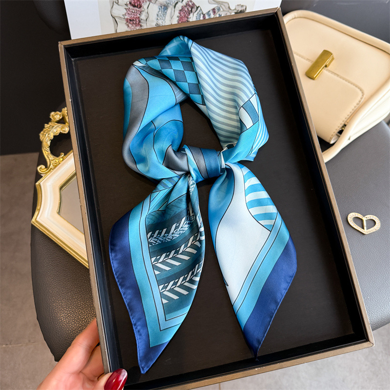 2026 新幾何学プリントシルクスクエアスカーフ女性装飾ネク - Women Fashion Necktie のレビューと価格